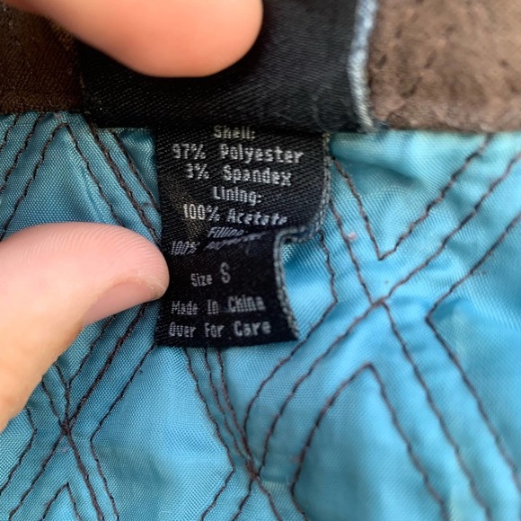 Vintage Nomadic Traders Brown and blue quilted zip up vest with pockets - Picture 4 of 12